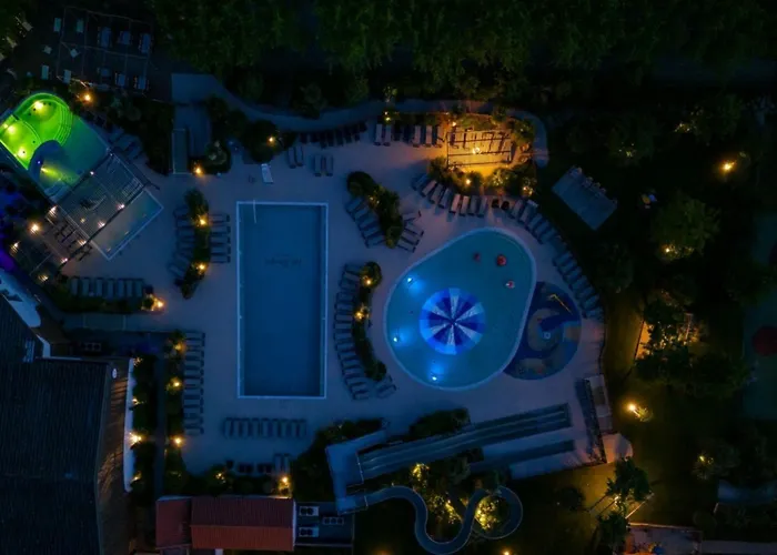 Papillon 4p 2bdrms Aircon *